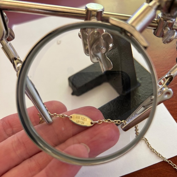 Louis Vuitton LV Iconic Necklace - Picture 5 of 5